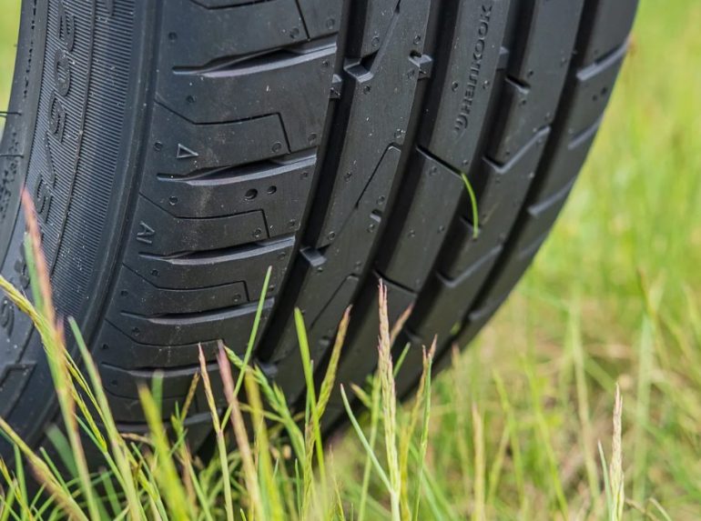 Сравнение популярных шин летних 195 65 R15: что выбрать в 2025 году