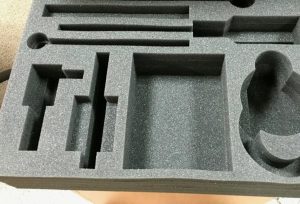 Изготовление ложементов из пенополиэтилена и поролона: плюсы, минусы и области применения